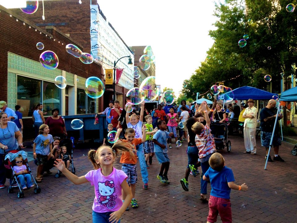 Kids Love Steve's Outdoor Bubbles